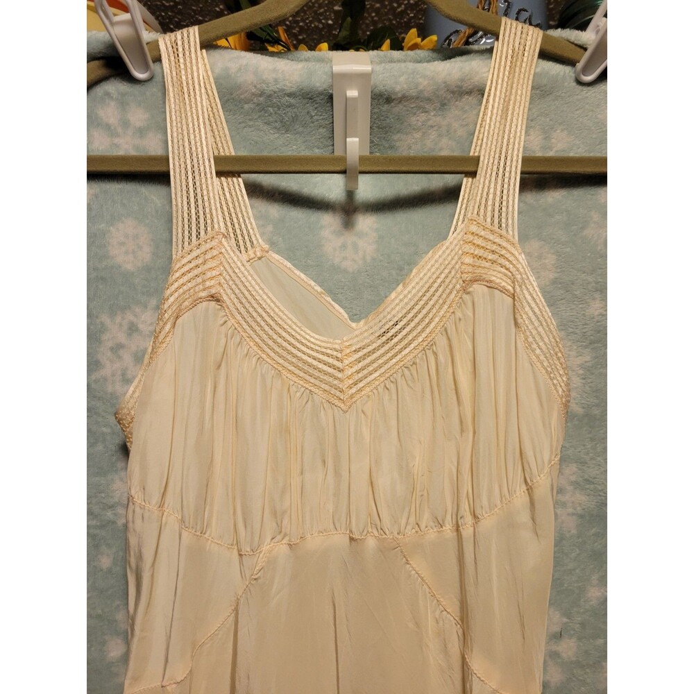 Vintage Trillium 36 Ivory Satiny Nightgown Dress Fairy Lingerie Cottage Whimsy